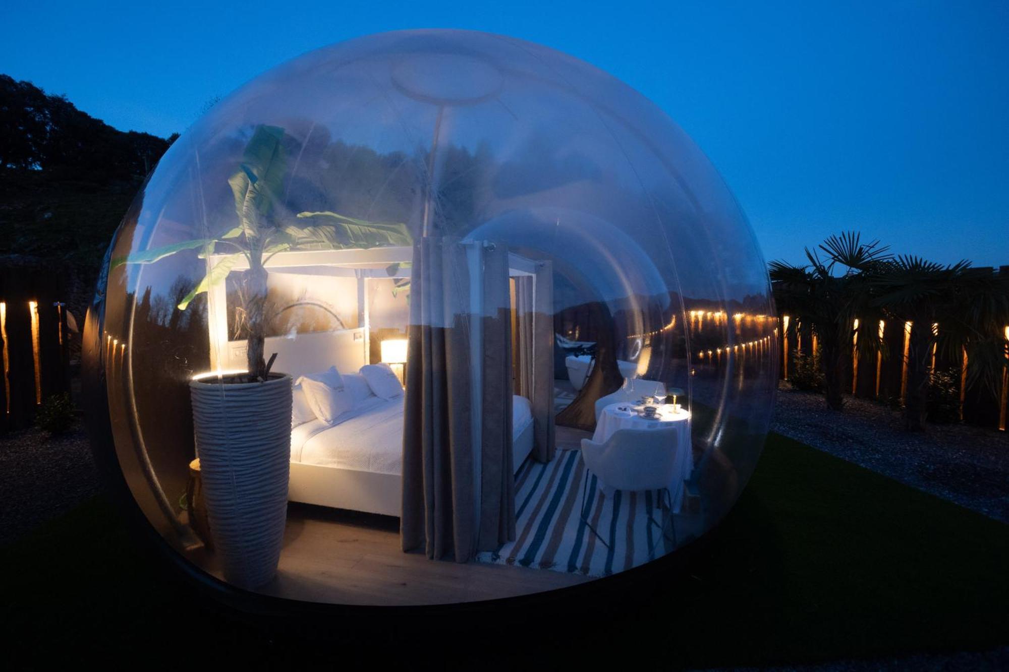 Luxury tent Burbujas Del Sella